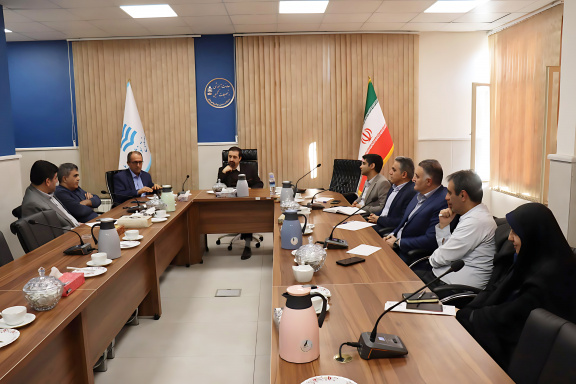 جلسه هیات مدیره مؤسسه مشارکت های مردمی توسعه دانشگاه صنعتی نوشیروانی بابل با هیأت رییسه دانشگاه برگزار شد